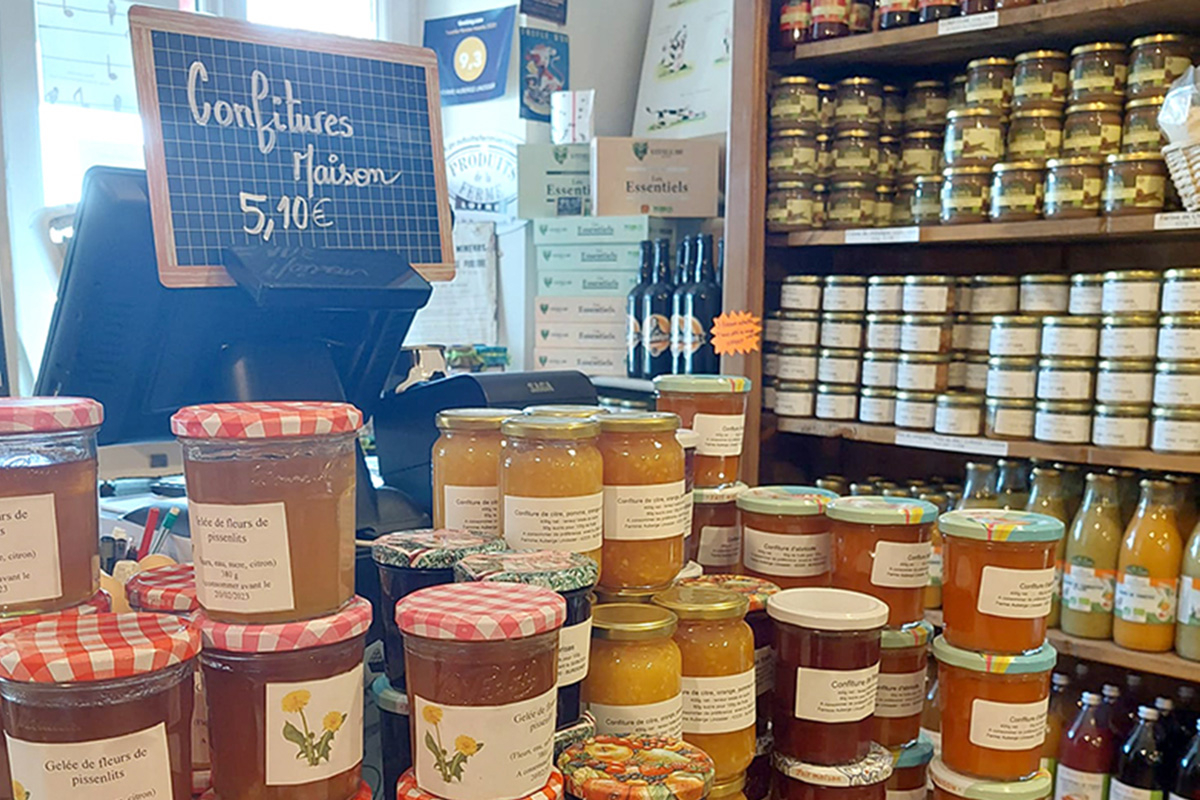 petite épicerie de produits locaux